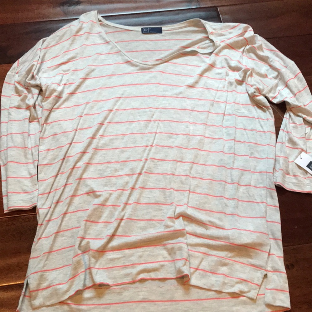 Gap three-quarter sleeve shirt